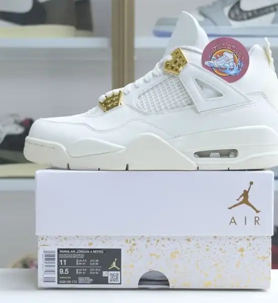 4 Air Jordan 0523